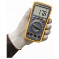 Multimetr ręczny cyfrowy miernik Fluke CAT III 600V 10A pomiar temperatury