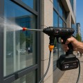 Myjka ciśnieniowa AKUMULATOROWA 260W 26 bar 2 akumulatory 21V wąż ssący 5m