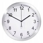 Zegar ścienny sterowany radiowo 25cm DCF77 aluminium