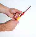 zestaw-wkretakow-izolowanych-vde-dla-elektryka-18-czesciowy-1000-v-wiha